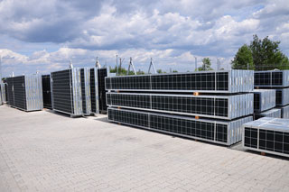 Container Lärmschutzwände Freileitungen Stahlkonstruktionen Modulgebäude Polen